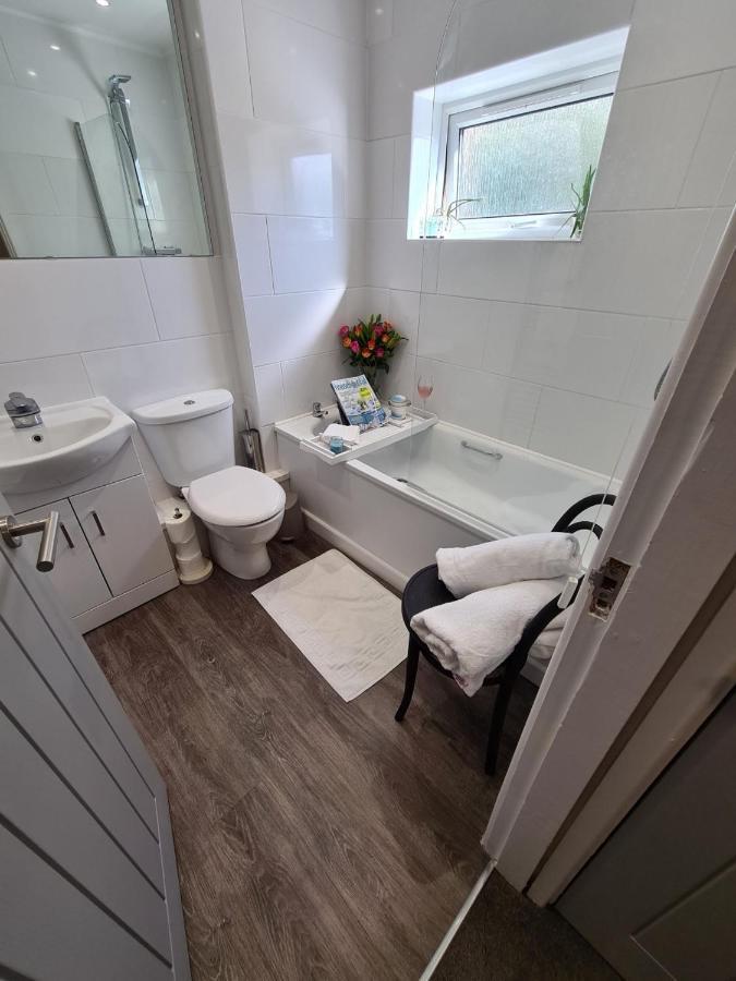 The Nook Villa Lichfield Eksteriør billede
