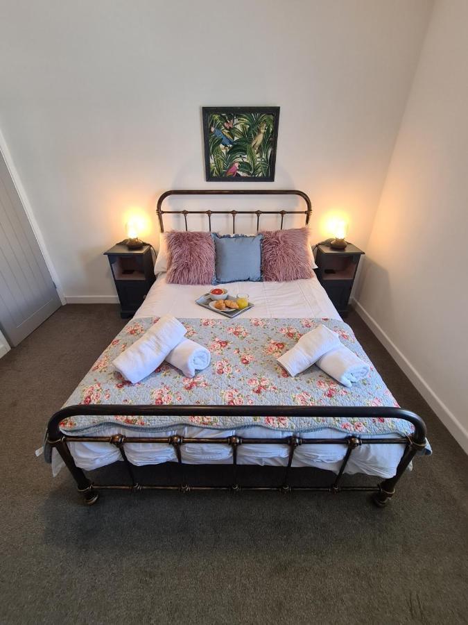 The Nook Villa Lichfield Eksteriør billede