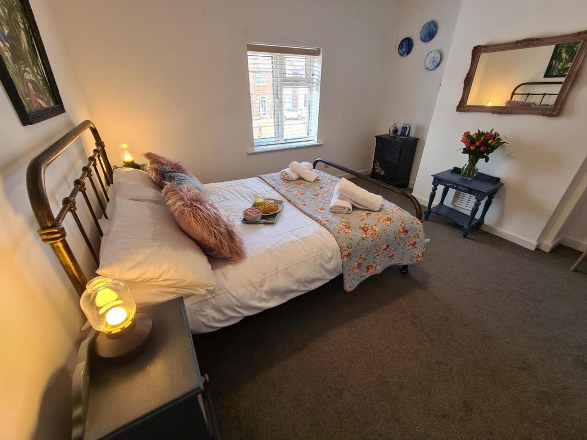 The Nook Villa Lichfield Eksteriør billede