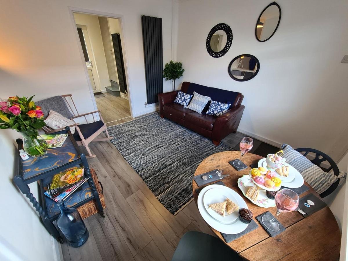 The Nook Villa Lichfield Eksteriør billede